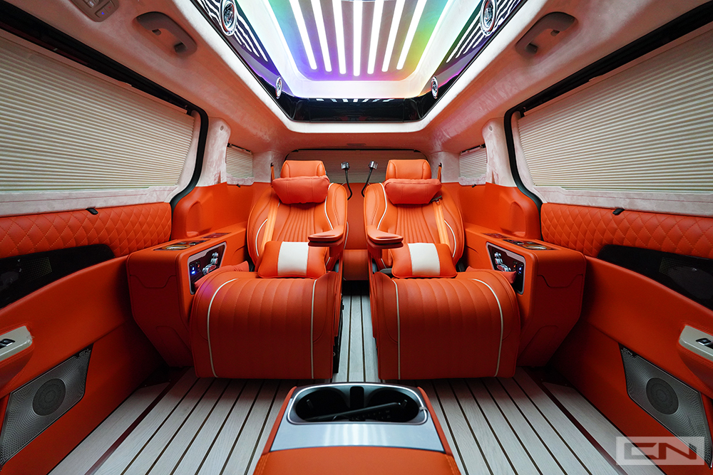 CN 더뉴카니발 하이리무진, 고객맞춤형 실내커스텀 서비스 제공